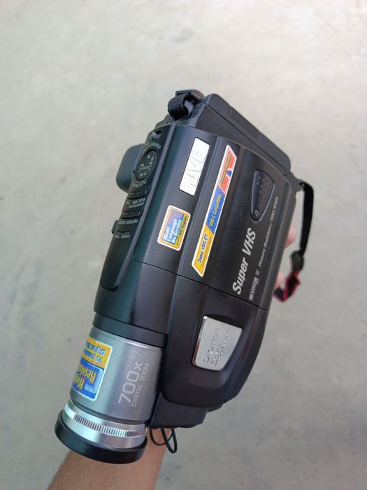 Видеокамера JVC GR-SX150AG