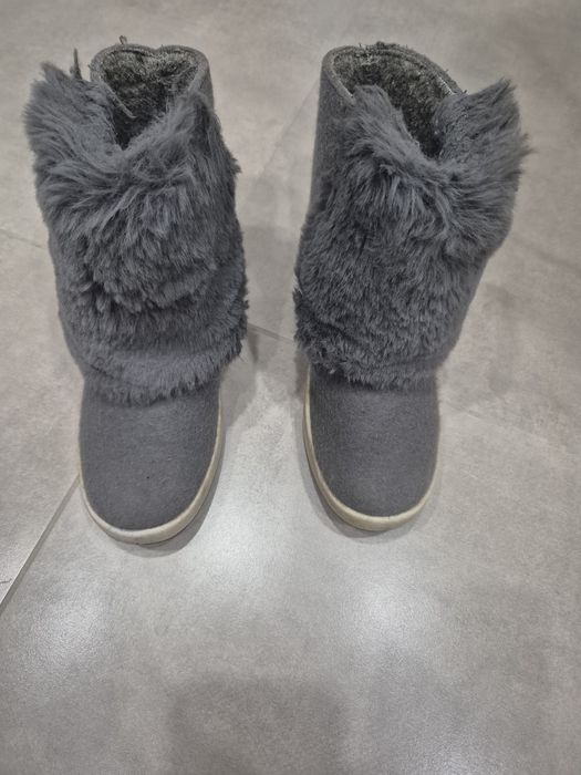 Продам валенки 35 р