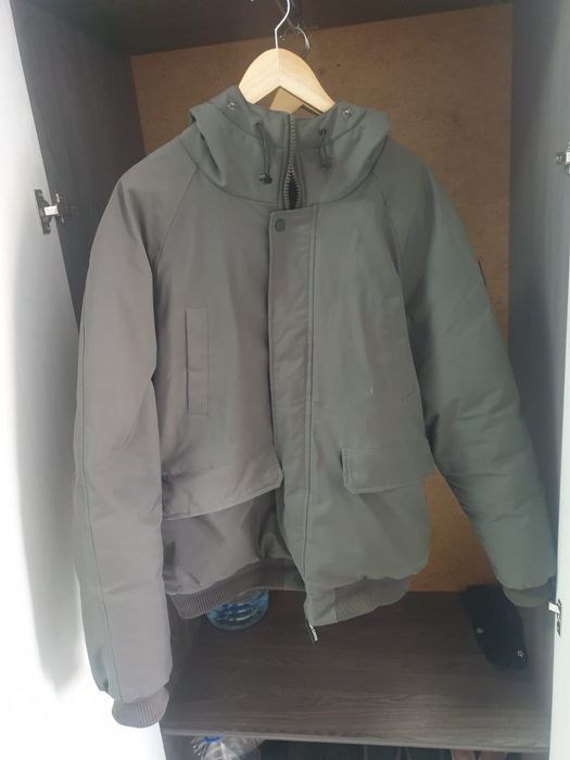 Продам куртку 56р.  canada goose