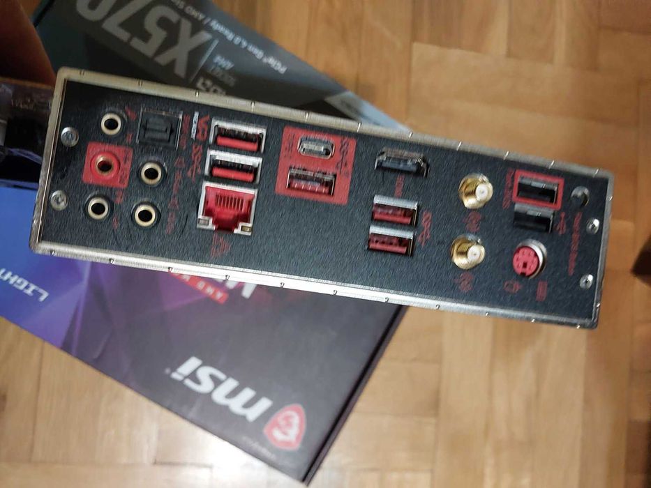 Ryzen 7 5800X + MSI MPG X570 Gaming Edge Wi-Fi, AM4