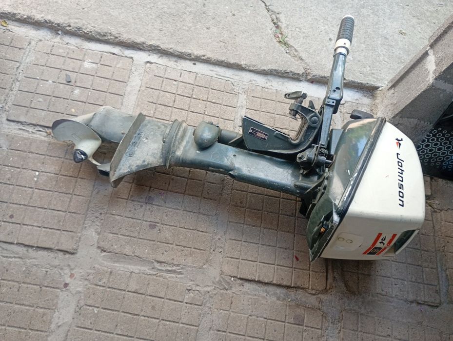 Двигател за лодка