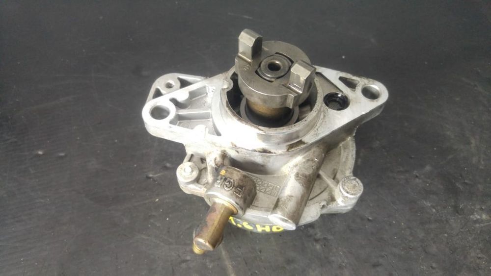 Pompa vacuum 1.6 hdi 9hz peugeot 206