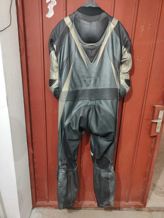 Мото екип Dainese