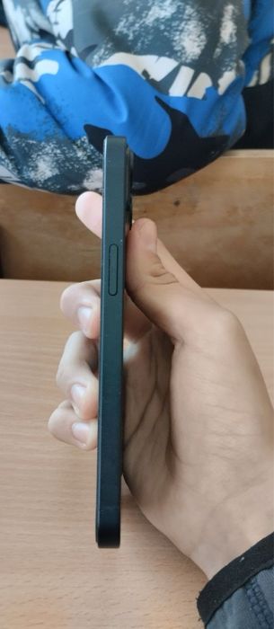 Iphone 13 midnight 256/4