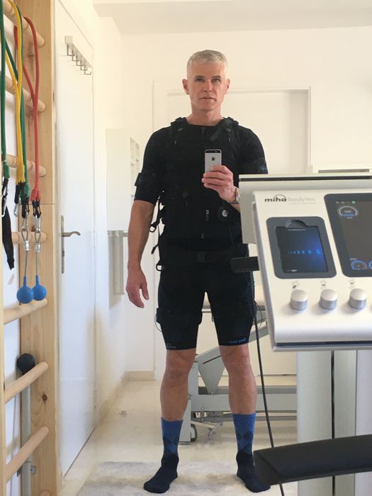 miha bodytec medical EMS device