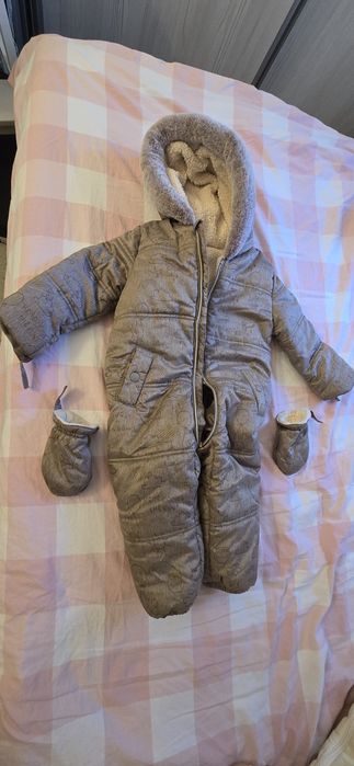 Costum de zapada copii de la H&M, 12-18 luni