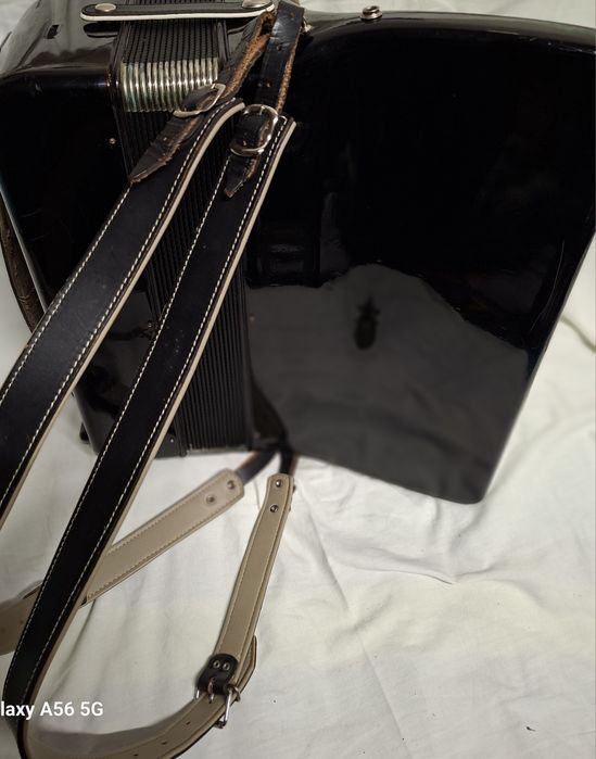 Акордеон HOHNER Concerto 72basa