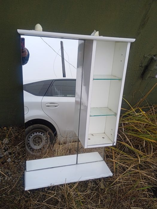 Зеркалo для ванной 2 штуки