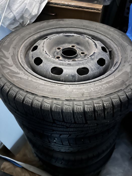 Nokian Nordman зима 195/65/15