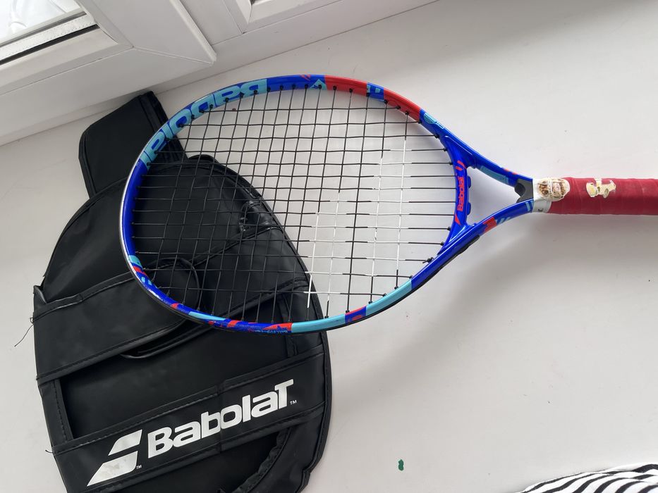 Ракетка теннисная