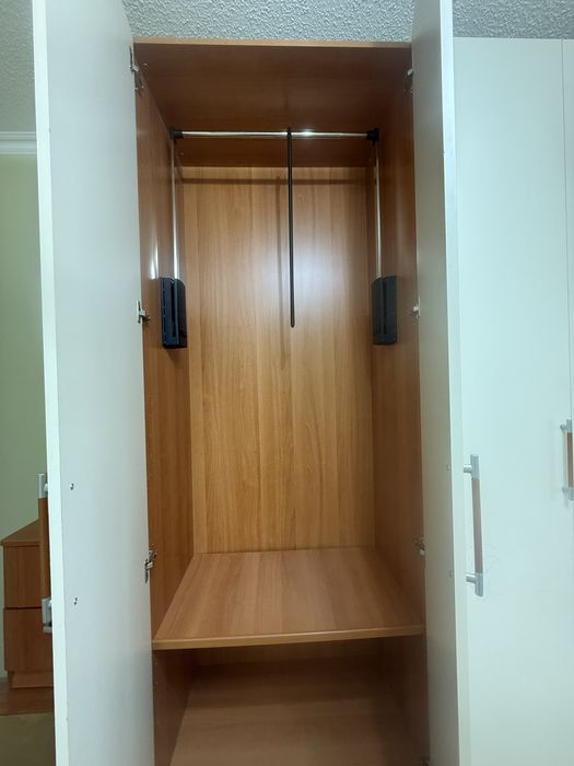 Продам Шкаф + 2 тумбочки