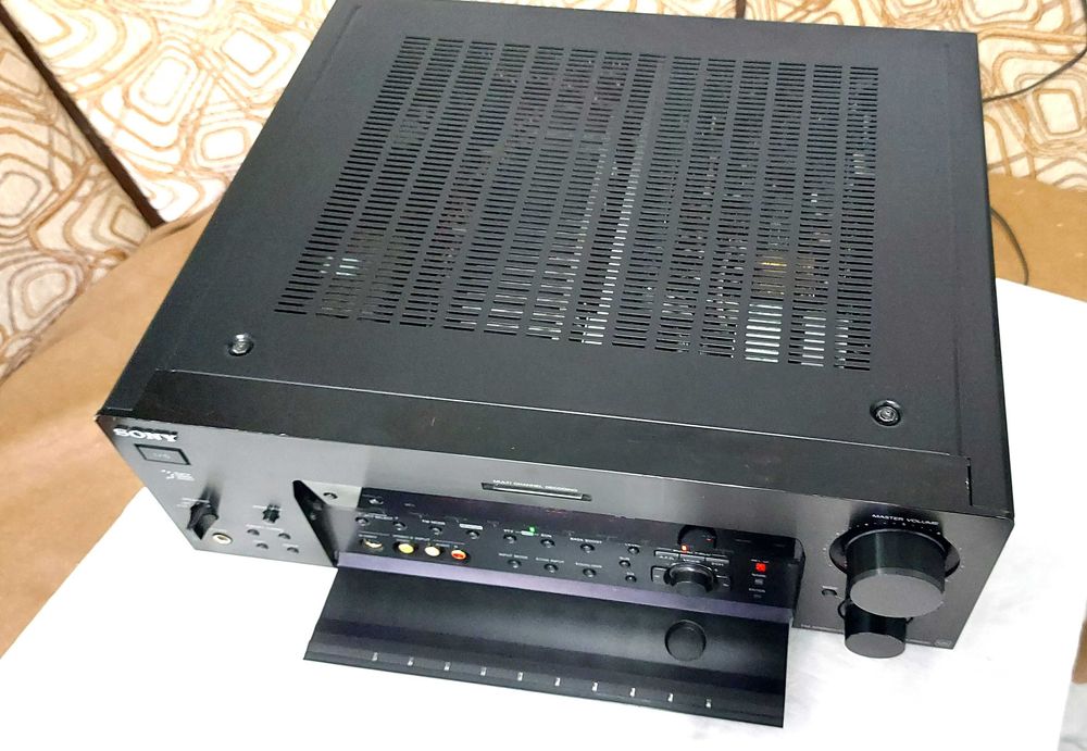 Amplificator cu radio Sony STR DB930