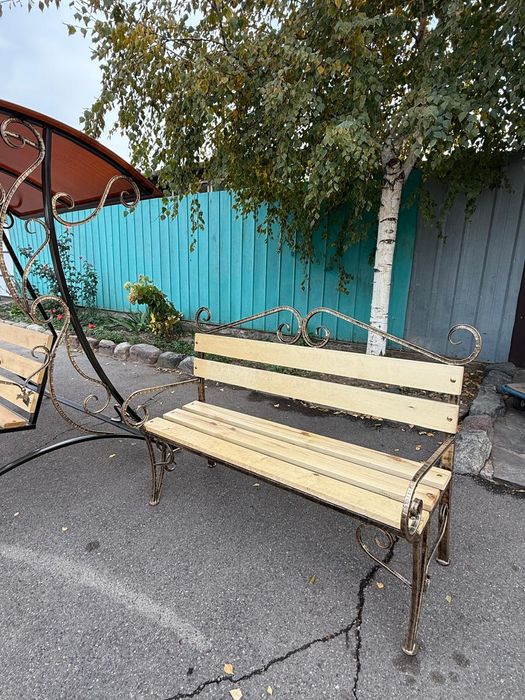 Качели и скамейки