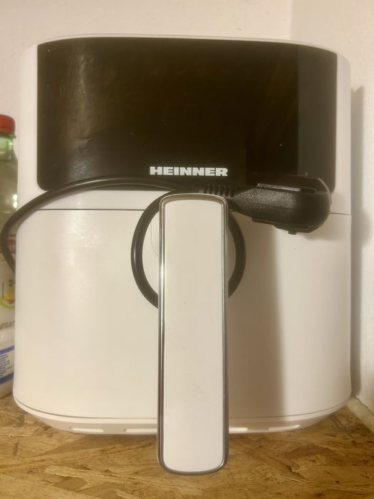 Friteuza cu aer cald Heinner HAF-B6WH17SQ, 1700w