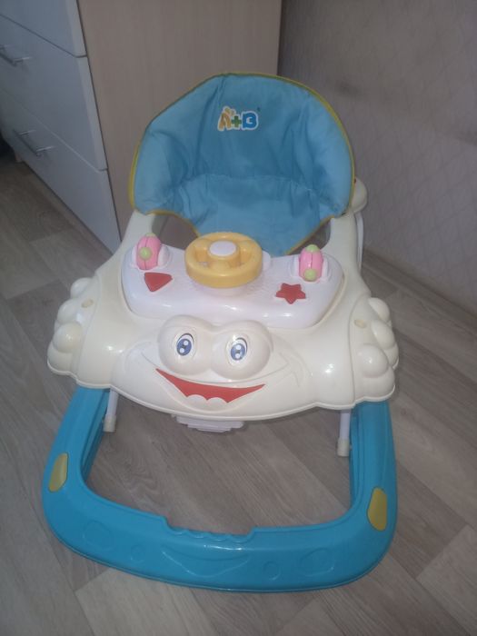 Детский ходунок,