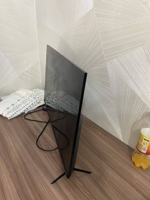 Телевизор KIVI 32H750NB Smart TV 32”