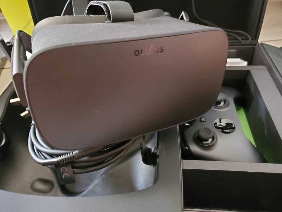 Casca vr oculus rift cv1  kit in stare perfecta  nou