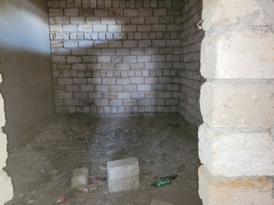 Здание сатылады баня-гараж