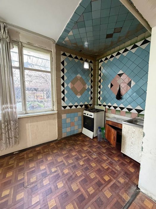 Срочно продаётся Сергели 8а  2ком 60000&