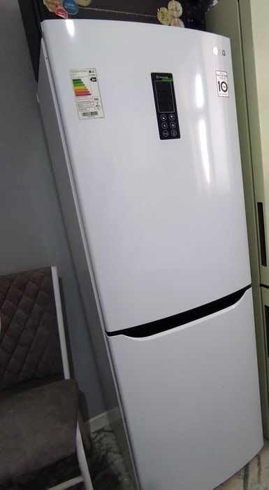 LG холадилникь сатыладыы