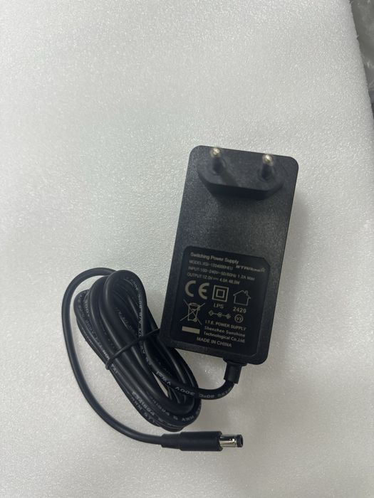 12 вольт 4А блок питаня универсалный