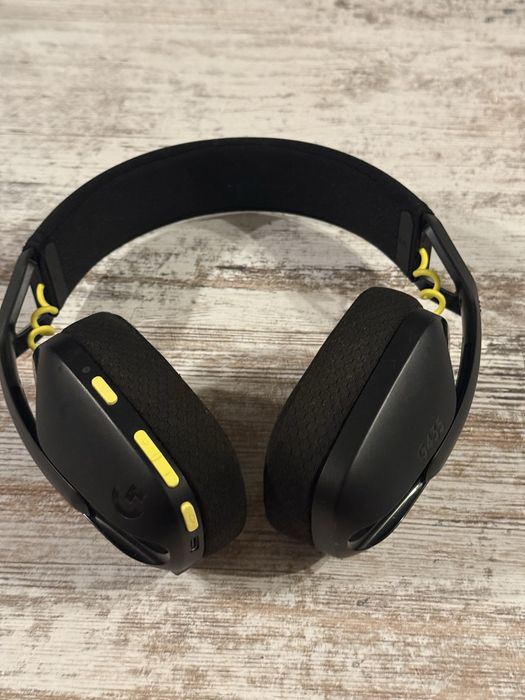 Casti gaming logitech g435 noi usor negociabil