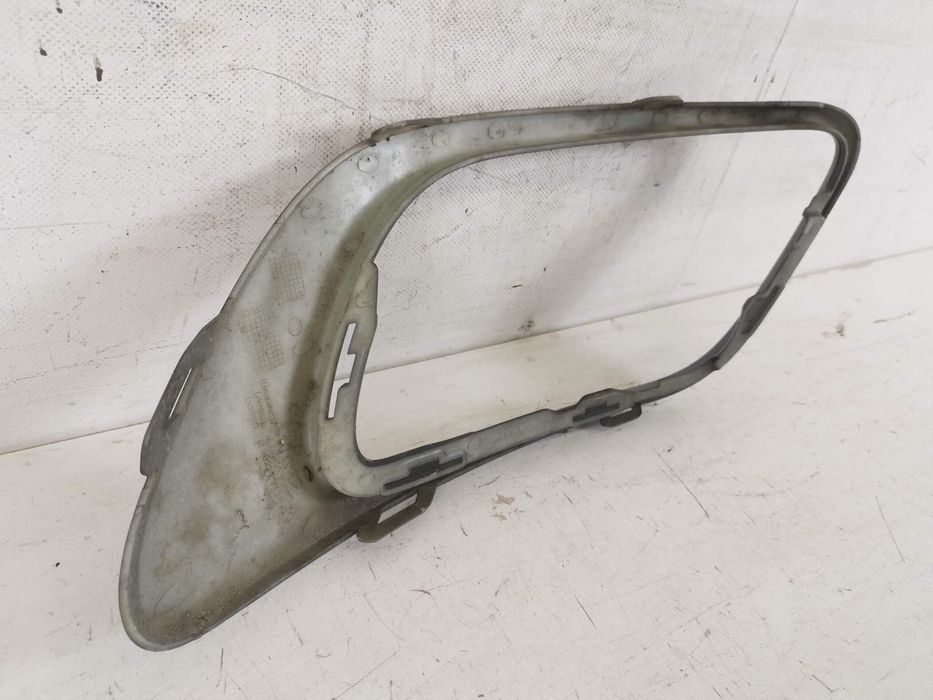 Рено Флуенс / Renault Fluence 1 [фейслифт] Оригинална рамка за лява фа