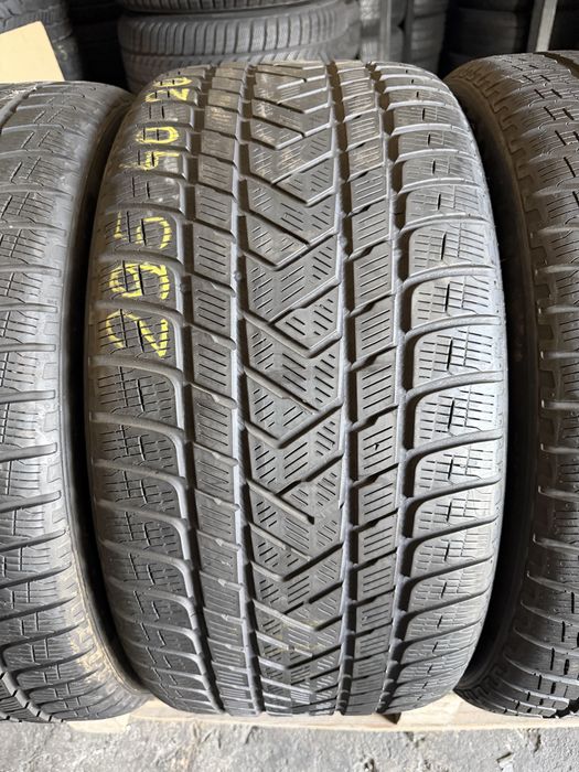 4 anvelope iarna 295/40/20 , Pirelli !