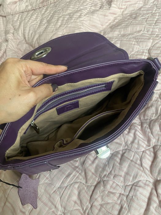 Сумка кожанная продаеться