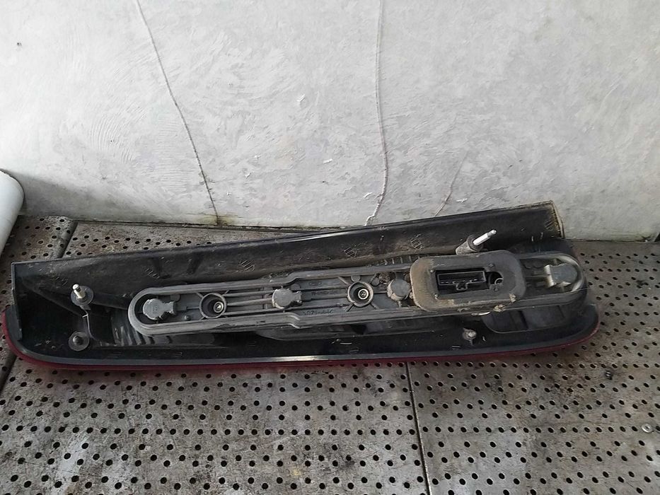 Stop tripla lampa dreapta ford c max 3m5113n411aa