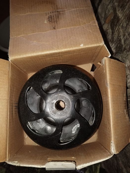 Продам заднее сцепление для скутера