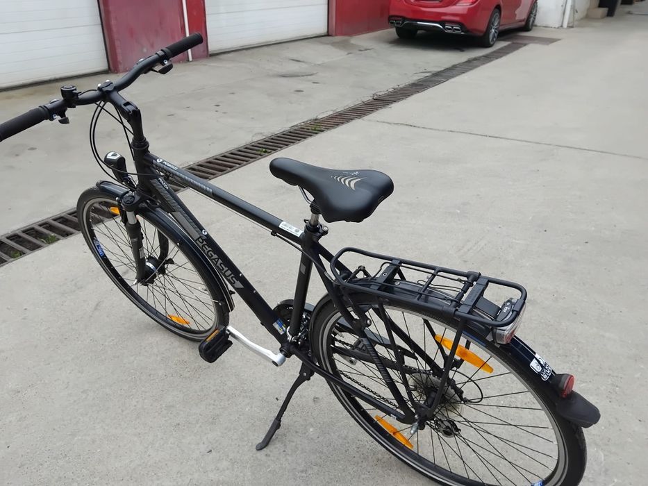 Vând bicicleta Pegasus din aluminiu pentru damă