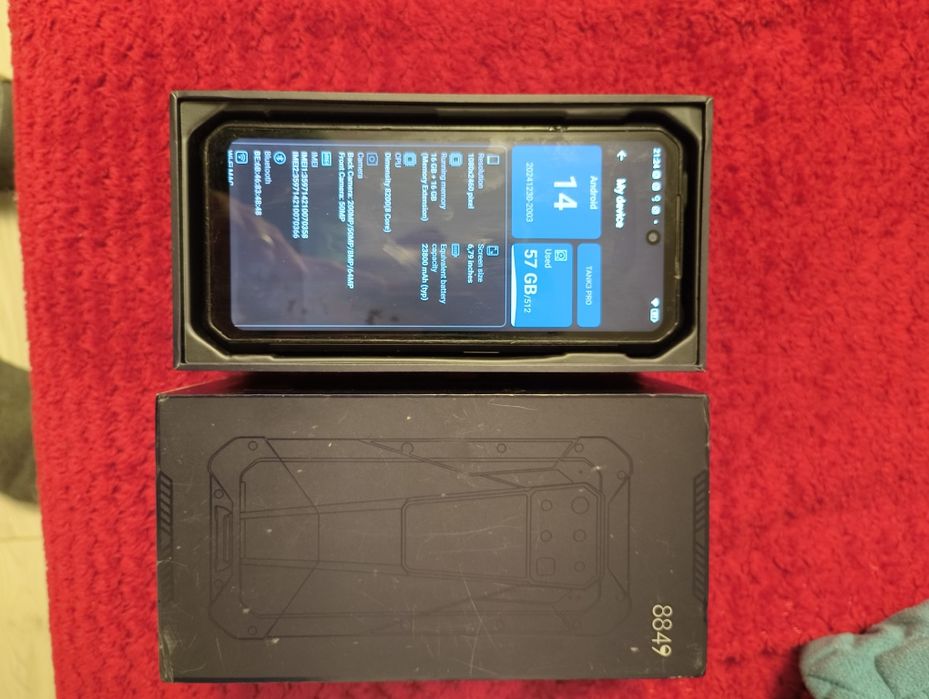 Tank3 pro telefon cu proiector