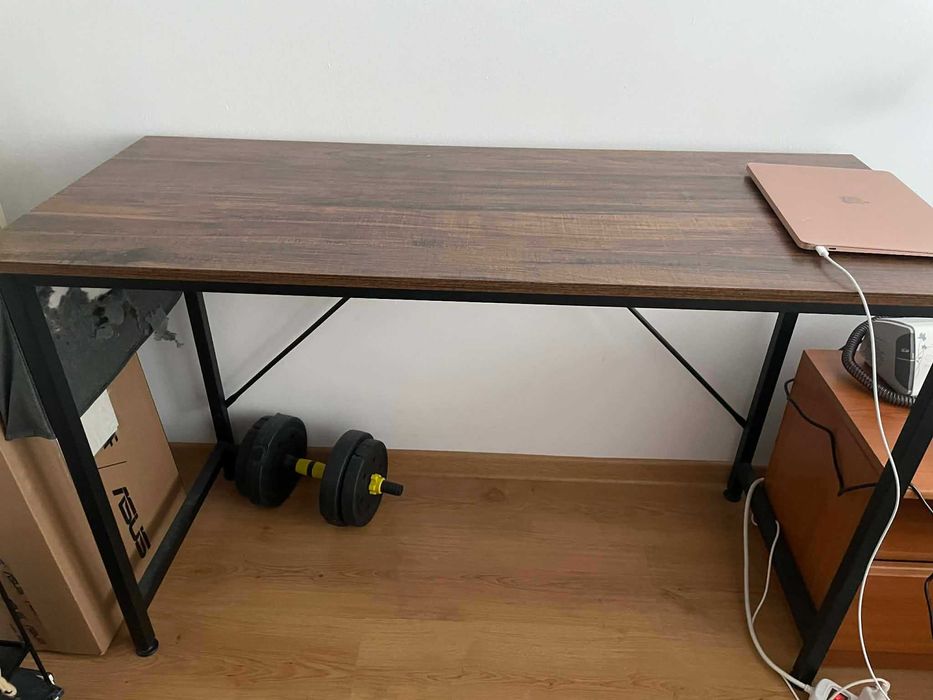 birou folosit 2 luni