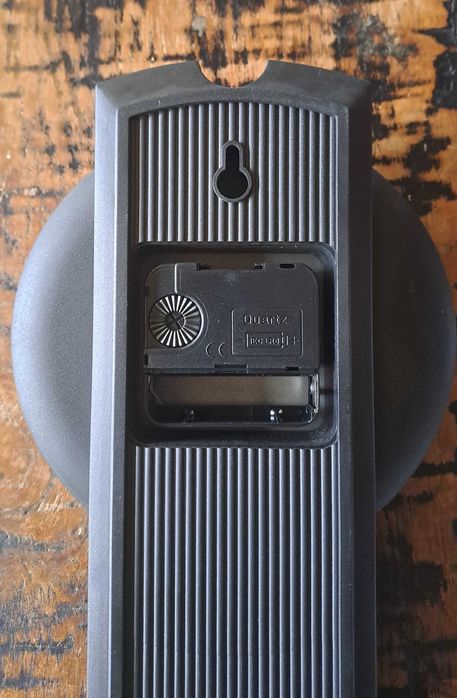 часовник стенен с термометър Хенкелс Henkels  Германия