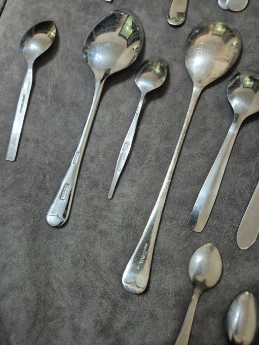 Винтидж прибори – посребрени лъжици,вилици ножове орехотрошачки