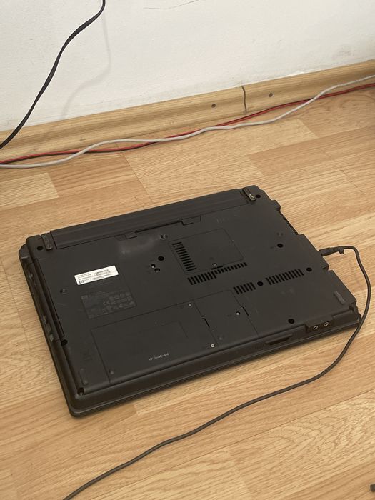 Laptop HP 550 ( incomplet piese de schimb )