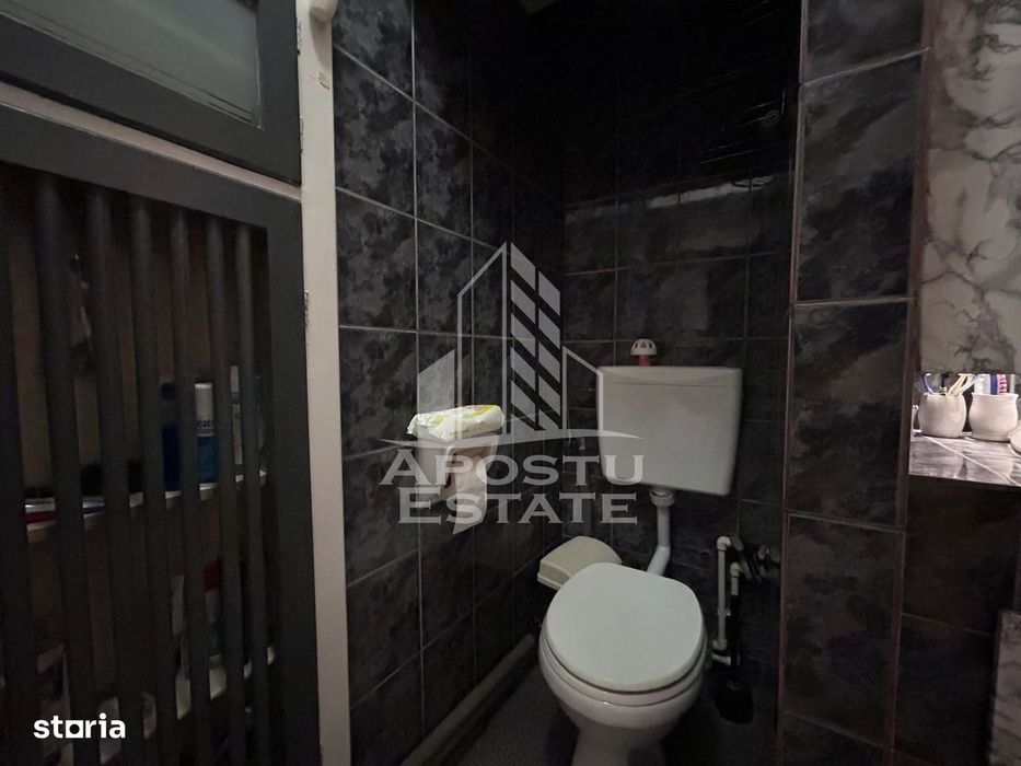 4 camere + terasă, de renovat și personalizat – Piața Maria