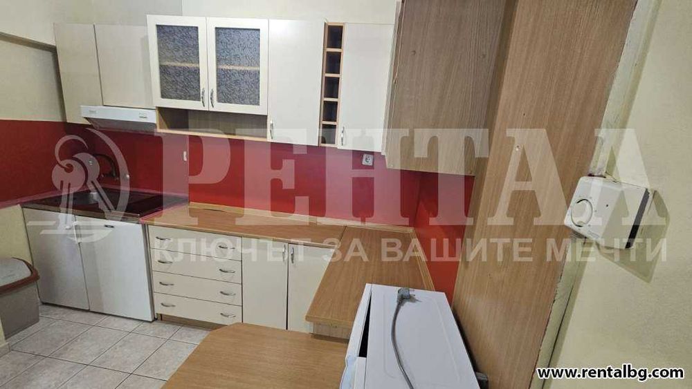 Дава се под наем Двустаен апартамент в Пловдив, Център - 60 кв.м за 438.6 € - Снимка #14