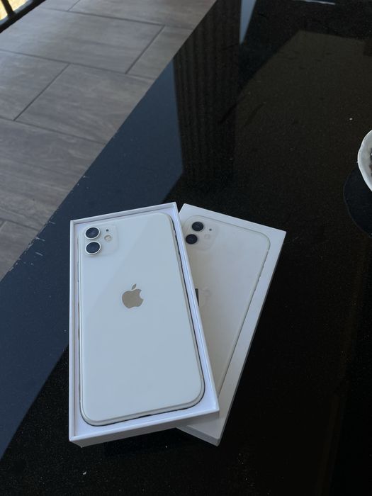 IPhone 11 White 64 Gb, fara zgarieturi+ husa cadou