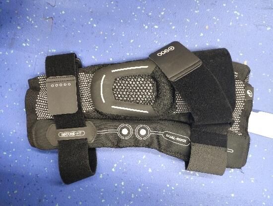 Genunchieră de susținere dreapta/stânga - produs resigilat Decathlon