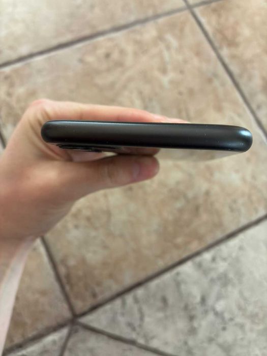 iPhone 11, 128GB, Black