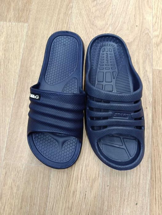 Шлепанцы,тапочки