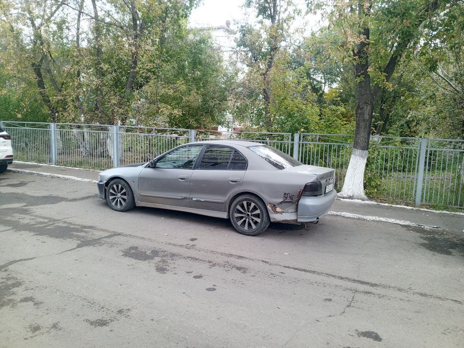 Митсубиси Галант 8