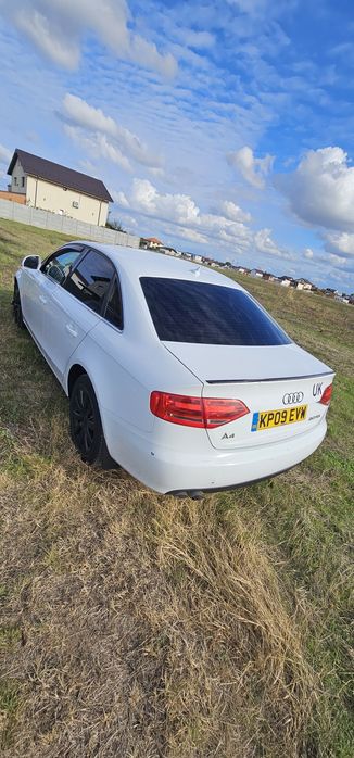 Dezmembrez/Piese Audi A4 B8 2.0 TDI CAGA/CAHA/CGLC