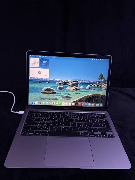 MacBook Air M1, 2020