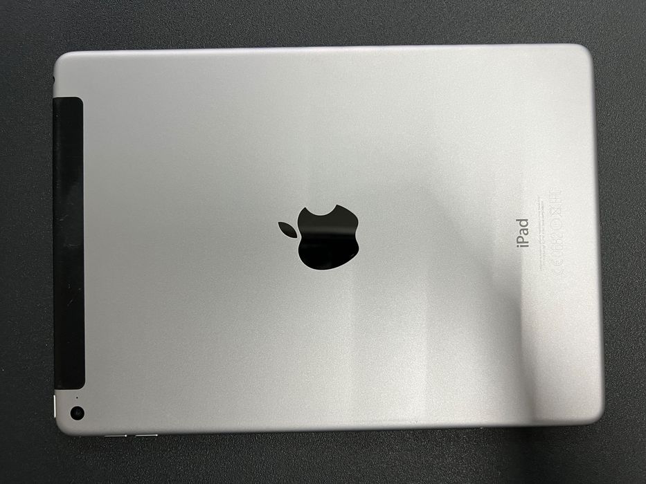 iPad Air | 9,7" | 128 GB | 2013 A7 | Wi-Fi + Cellular 4G  Stare bună