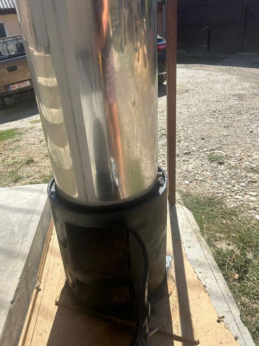 Cazan de inox pe lemne