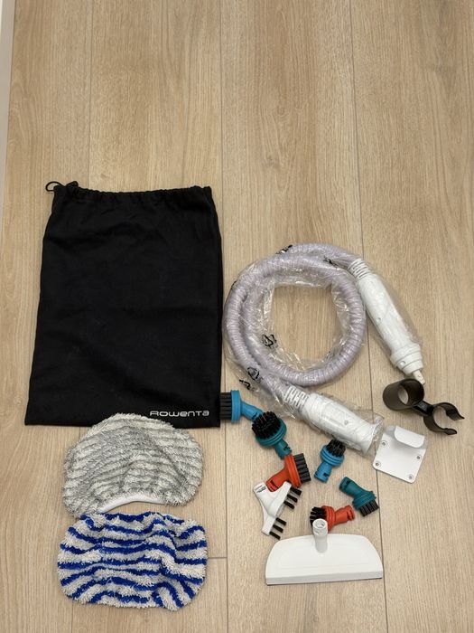 aspirator vertical cu abur rowenta