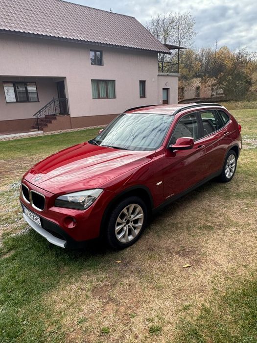 BMW X1 2011 — imagine 2